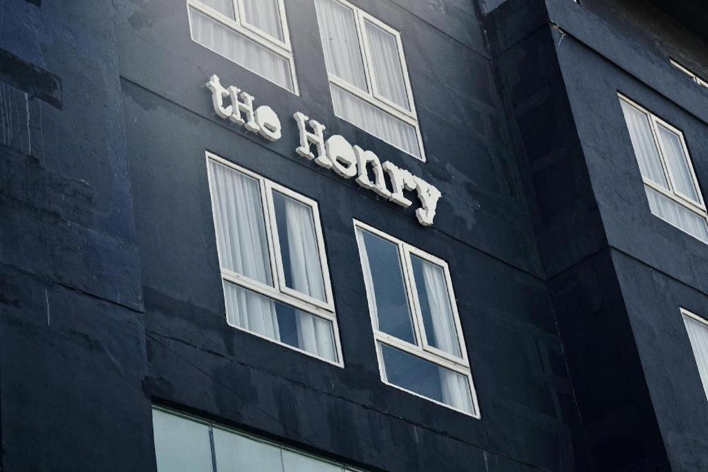 The Henry Hotel Себу Экстерьер фото